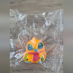 Disney Doorables Black Light Neon Stitch